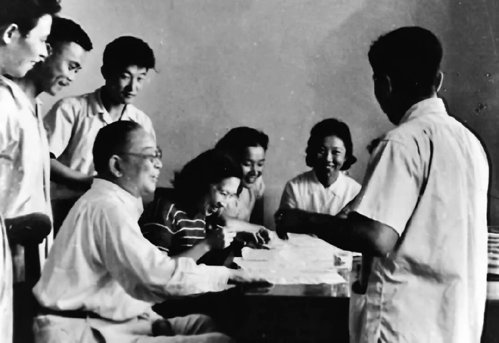 “北京音”确定为话剧标准音始末